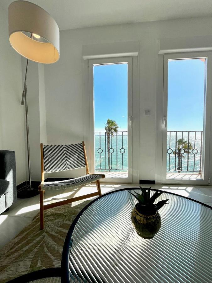 Gatu Villa Oceano Frente Al Mar En Puerto Sherry " Preferente Mayores De 25 Anos Y Familias " Эль-Пуэрто-де-Санта-Мария Экстерьер фото